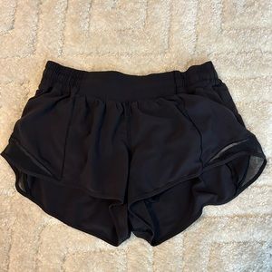 Lululemon low rise running short.